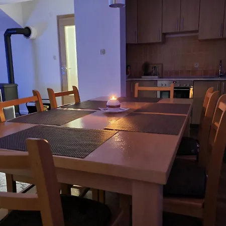 Kuca Neno Dağ evi *